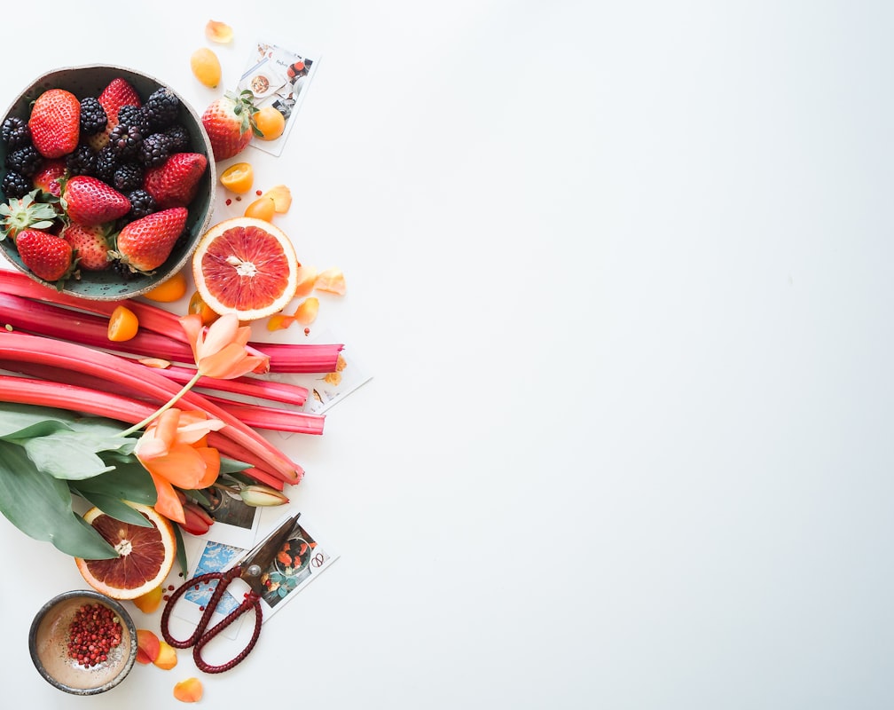Professional nutritionists discussing meal planning